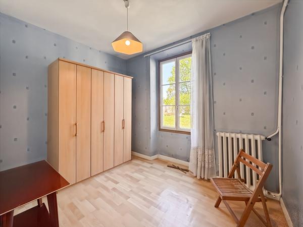 Appartement Cesson 4 pièce(s) 95 m2 à rénover