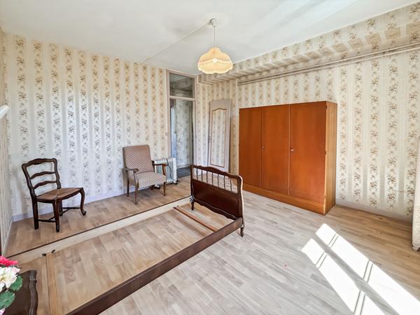 Appartement Cesson 4 pièce(s) 95 m2 à rénover