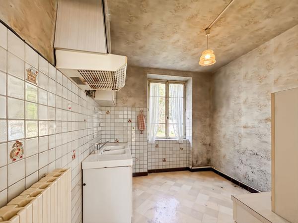 Appartement Cesson 4 pièce(s) 95 m2 à rénover