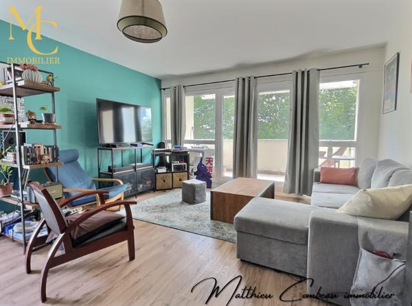 Vélizy-Villacoublay (78140) Appartement 2 pièces Quartier LOUVOIS