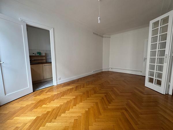 Location
                Appartement67,94 m² - 4 Pièces -
                    CLERMONT FERRAND (63000)