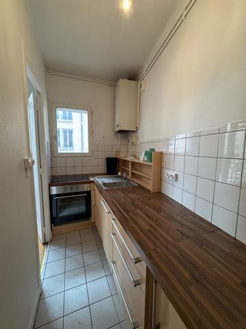 Location
                Appartement67,94 m² - 4 Pièces -
                    CLERMONT FERRAND (63000)