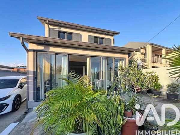 Maison à vendre 4 pièces 95 m² Saint-Pierre