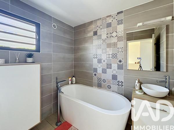 Maison à vendre 4 pièces 95 m² Saint-Pierre