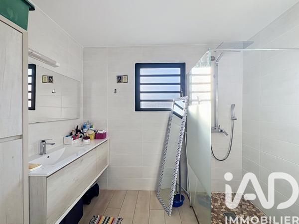 Maison à vendre 4 pièces 95 m² Saint-Pierre
