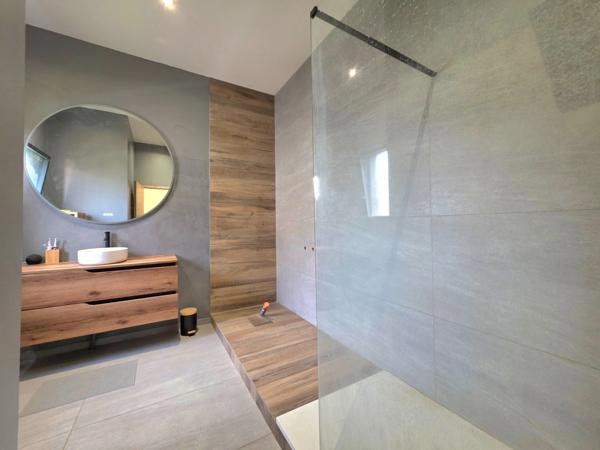 SALVIZINET, Maison plain-pied de 167 m² avec 991 m² de terrain