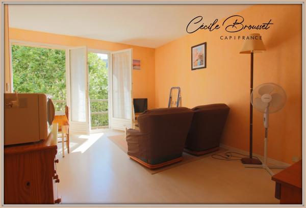Appartement T2 avec balcon en plein cœur d'Amélie-les-Bains – Emplacement privilégié