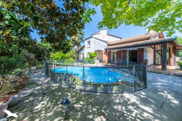 Maison à vendre 285 000 € Finhan 6 p 147 m² DPE C
