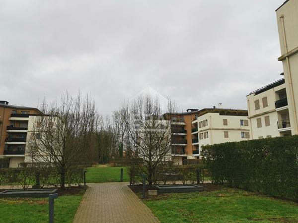 Appartement Guyancourt 2 pièce(s) 49.95 m2