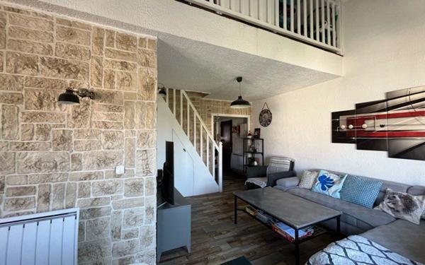 Appartement à vendre    4 pièces • 74 m2 Six-Fours-les-Plages