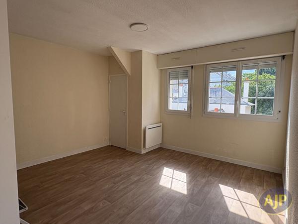 Appartement à louer Rennes : 1 pièces, 21m² avec 0 chambre(s) à 566€ - AJP Immobilier Rennes Nord