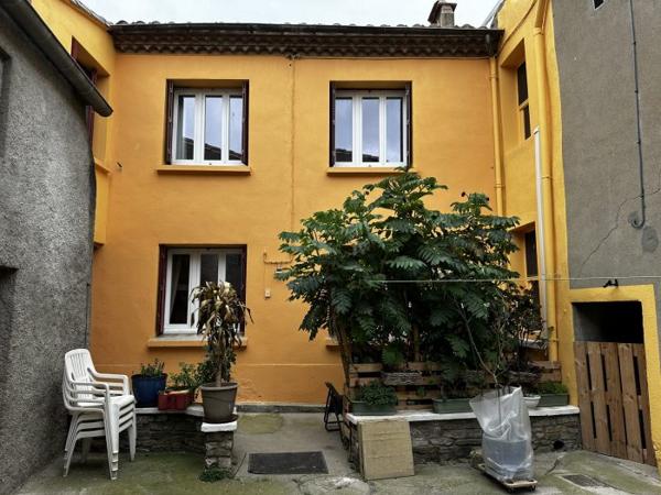 Maison mitoyenne 2 côtés Val-de-Dagne 153 m²
