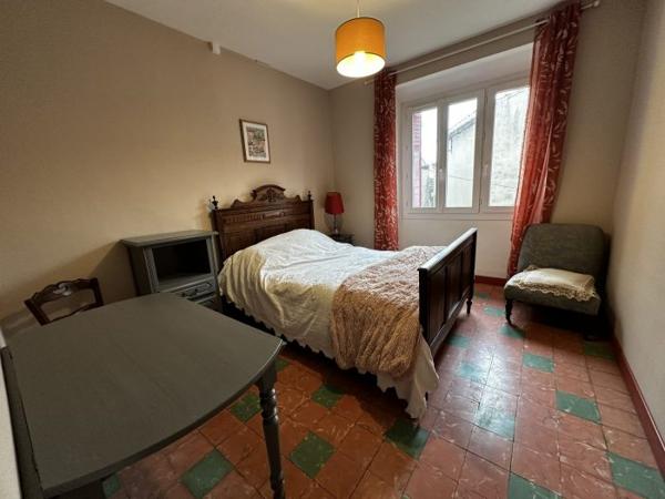 Maison mitoyenne 2 côtés Val-de-Dagne 153 m²