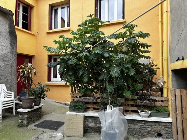 Maison mitoyenne 2 côtés Val-de-Dagne 153 m²