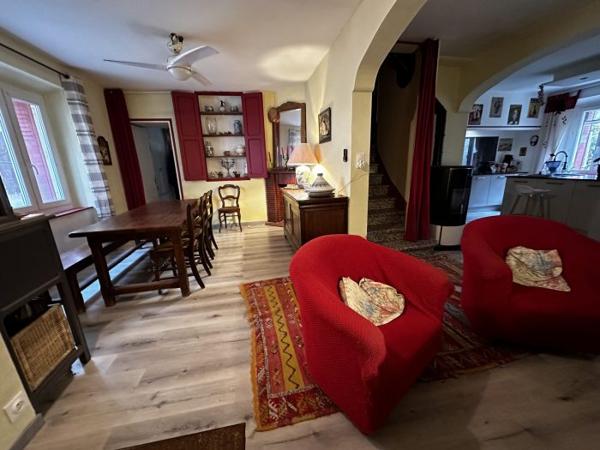 Maison mitoyenne 2 côtés Val-de-Dagne 153 m²
