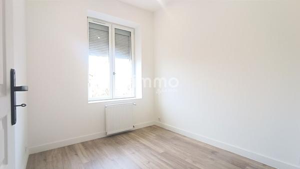 Maison de ville entièrement rénovée avec jardin