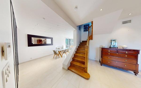 Maison à vendre    5 pièces • 160 m2 Toulouse