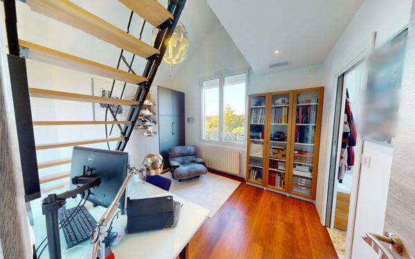 Maison à vendre    5 pièces • 160 m2 Toulouse