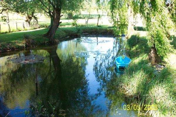 Dpt Isère (38), à vendre LES ABRETS maison P6 de 172 m² sur parc de 9198 m²