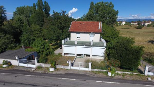Dpt Isère (38), à vendre LES ABRETS maison P6 de 172 m² sur parc de 9198 m²