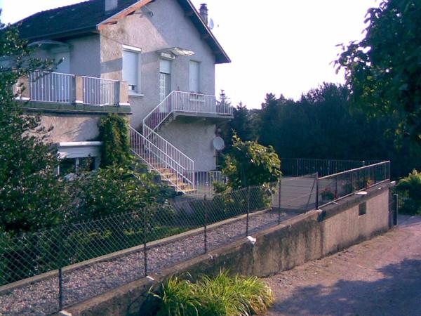 Dpt Isère (38), à vendre LES ABRETS maison P6 de 172 m² sur parc de 9198 m²