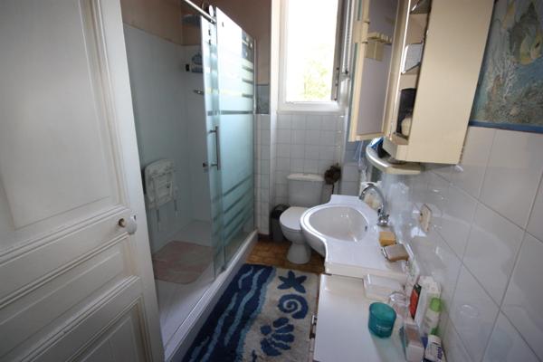 Dpt Isère (38), à vendre LES ABRETS maison P6 de 172 m² sur parc de 9198 m²