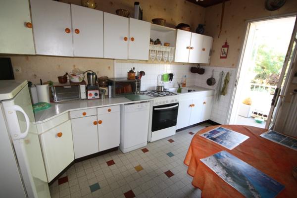 Dpt Isère (38), à vendre LES ABRETS maison P6 de 172 m² sur parc de 9198 m²