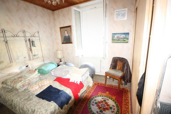 Dpt Isère (38), à vendre LES ABRETS maison P6 de 172 m² sur parc de 9198 m²