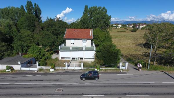 Dpt Isère (38), à vendre LES ABRETS maison P6 de 172 m² sur parc de 9198 m²