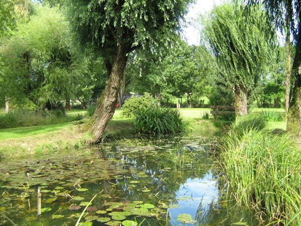 Dpt Isère (38), à vendre LES ABRETS maison P6 de 172 m² sur parc de 9198 m²