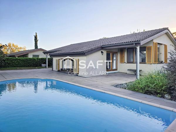 Maison de Plain-pied T5 sur une parcelle de 786m² avec piscine