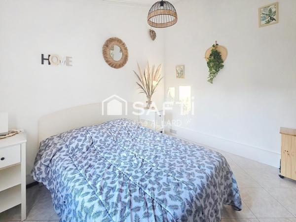 Maison de Plain-pied T5 sur une parcelle de 786m² avec piscine