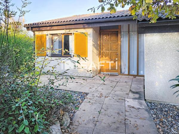 Maison de Plain-pied T5 sur une parcelle de 786m² avec piscine