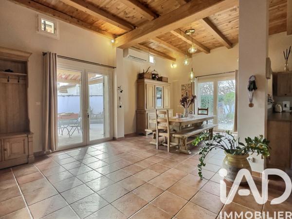 Maison à vendre 6 pièces 185 m² Saint-Martin-de-Crau