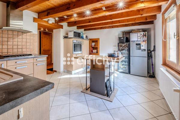 Maison 6 pièces - 170 m² Exclusivité efficity