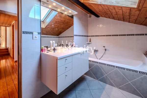 Maison 6 pièces - 170 m² Exclusivité efficity