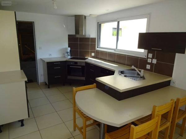 Location - Maison Saint-Germain-en-Coglès 35133 5 pièces 122 m 2 708 m 2