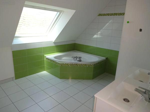 Location - Maison Saint-Germain-en-Coglès 35133 5 pièces 122 m 2 708 m 2