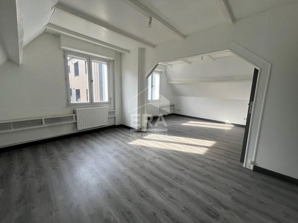 Maison Semi plain pied - 5 chambres à vendre - Saint Omer centre 