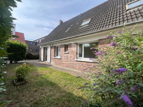 Maison Semi plain pied - 5 chambres à vendre - Saint Omer centre 