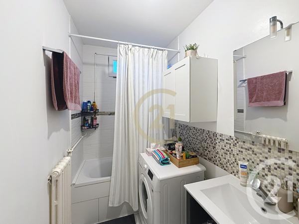 Appartement F4 à vendre  4 pièces - 60 m2 RUEIL MALMAISON - 92