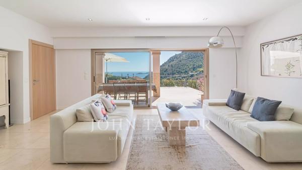 Villa vue mer – Jardin plat – Proche Monaco