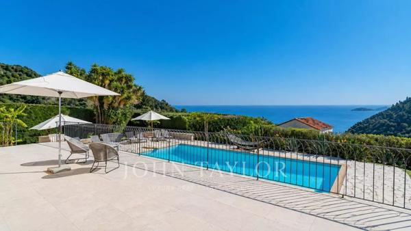 Villa vue mer – Jardin plat – Proche Monaco