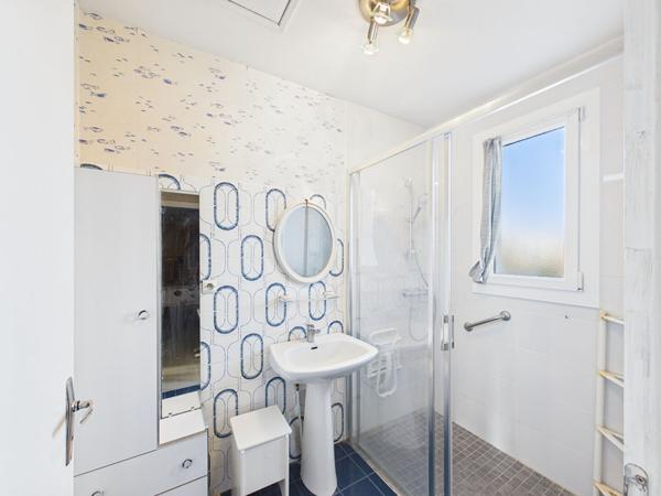MAISON DE 89M² SUR PARCELLE DE 648M² SITUEE A ROMANS SUR ISERE 26100