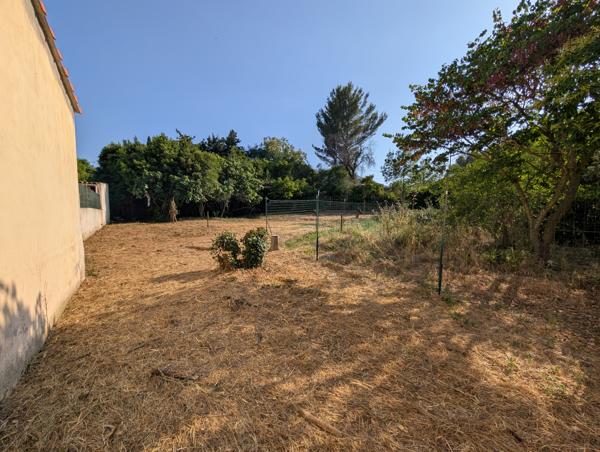Terrain à vendre à La Penne-sur-Huveaune (13821) - Bouches-du-Rhône