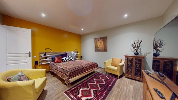 MONTFERMEIL-FRANCEVILLE LUXUEUSE MAISON D'ARCHITECTE, UN HAVRE DE PAIX AUX PORTES DE PARIS (230 m2)