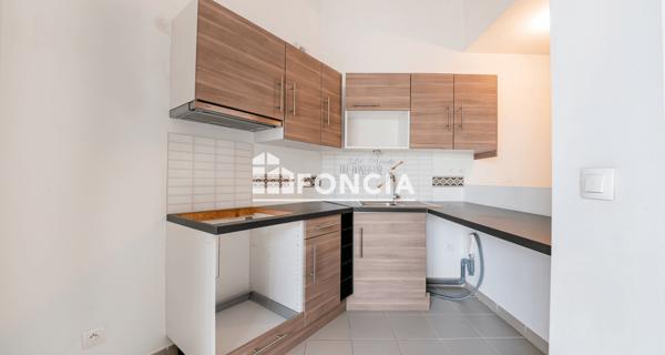 À vendre Appartement 2 pièces 41.3 m² - Salon-de-provence 13300