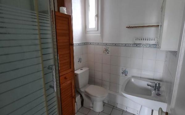 Appartement à louer    3 pièces • 58,44 m2 Clamart