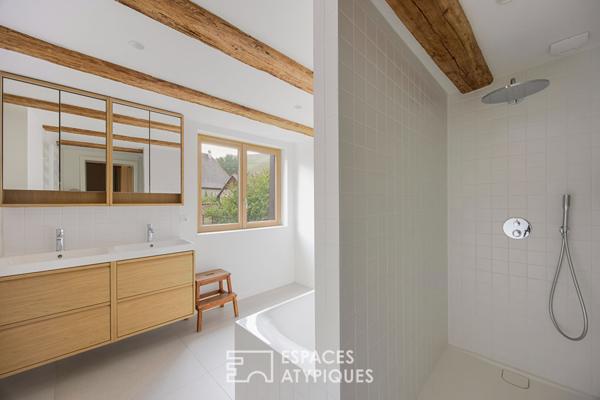 Maison vigneronne rénovée avec dépendance au coeur du village