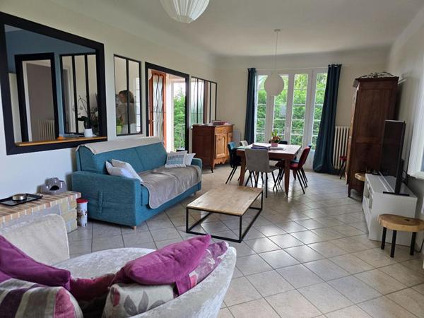 Villa Creuzier Le Vieux 8 pièce(s) 200 m2